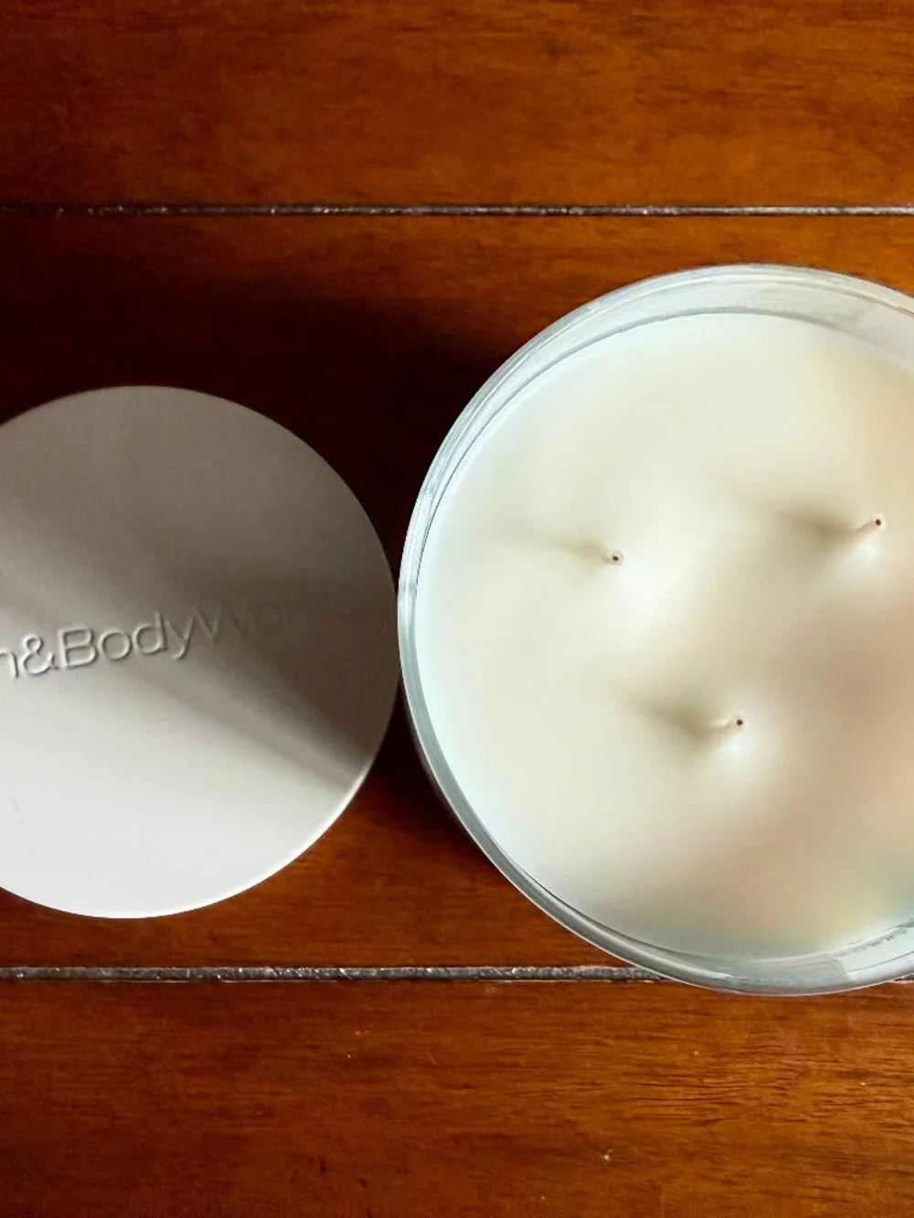 NEW BLUE ORCHARD SKIES 3-Wick Candle Bath and Body Works - Picture 2 of 3